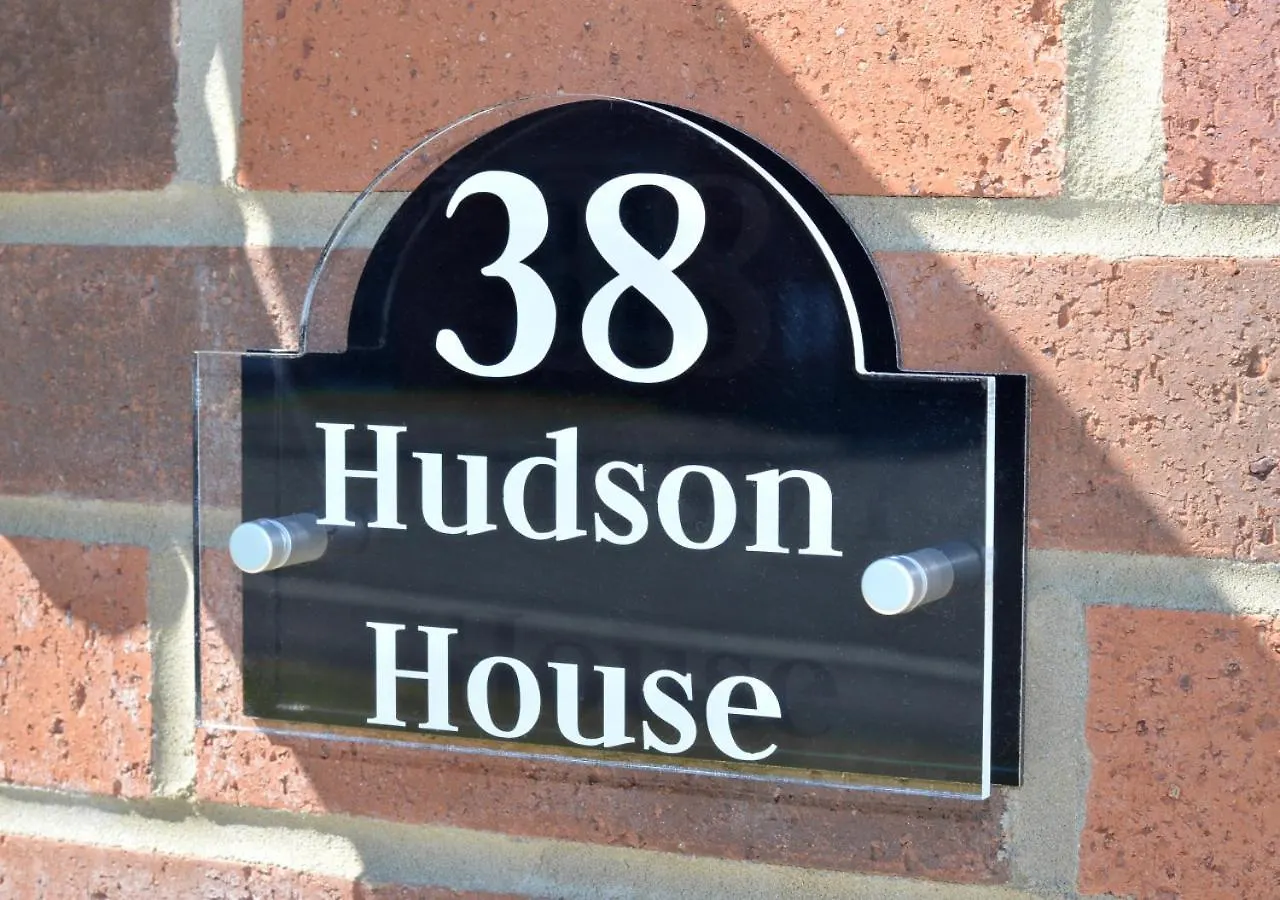 فيلا Hudson House ويتبي بيت للعطل